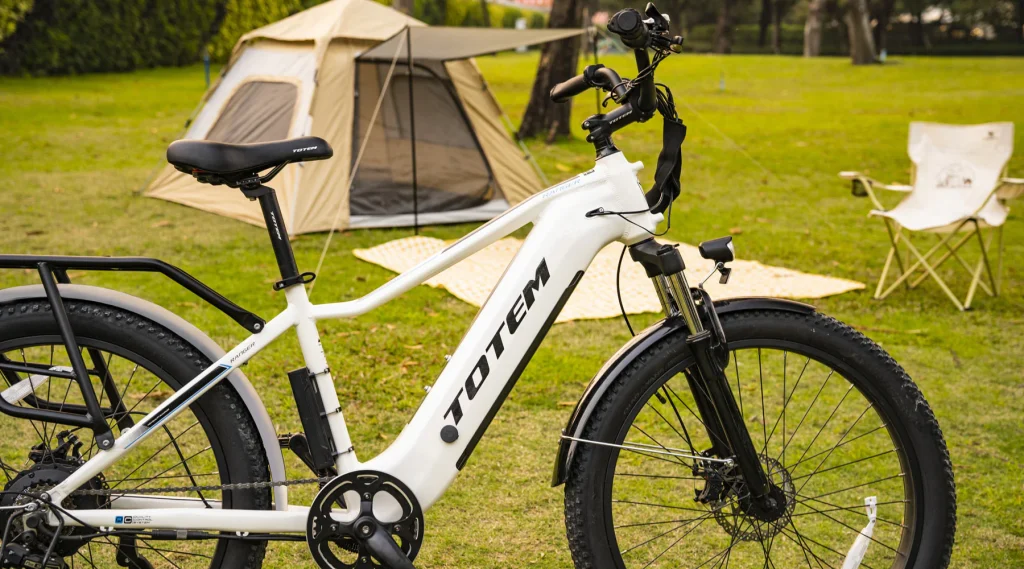 Lo Que Todo Ciclista del Sur de California Debe Saber Sobre las Nuevas Leyes de Seguridad para Bicicletas Eléctricas